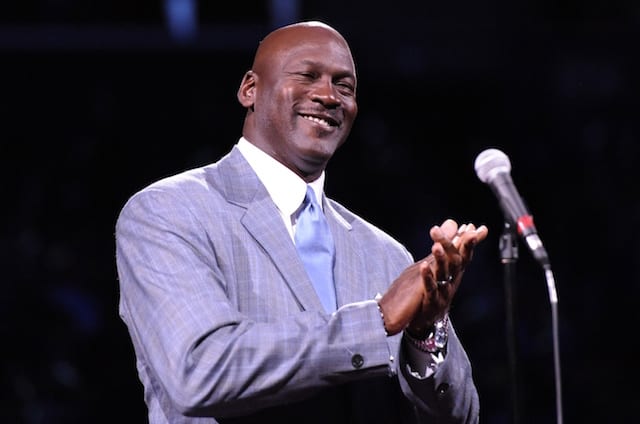 Michael Jordan, Hornets Honor Kobe Bryant With Tribute Video