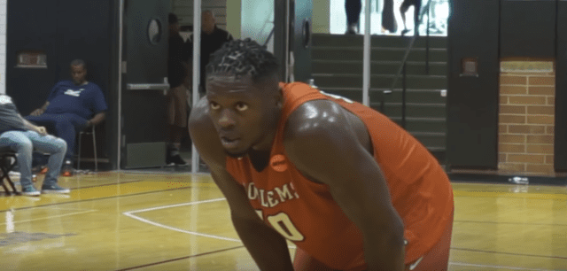 Lakers Video: Julius Randle Makes 2017 Drew League Debut And Dominates