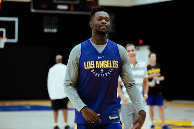 Lakers-training-camp-day-3-julius-randle-5