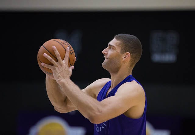 Lakers-practice-brook-lopez-5105