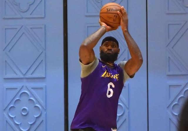 LeBron James Wears Nike LeBron 17 Courage In Lakers First Orlando Practice