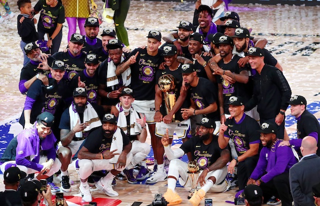 Lakers team photo