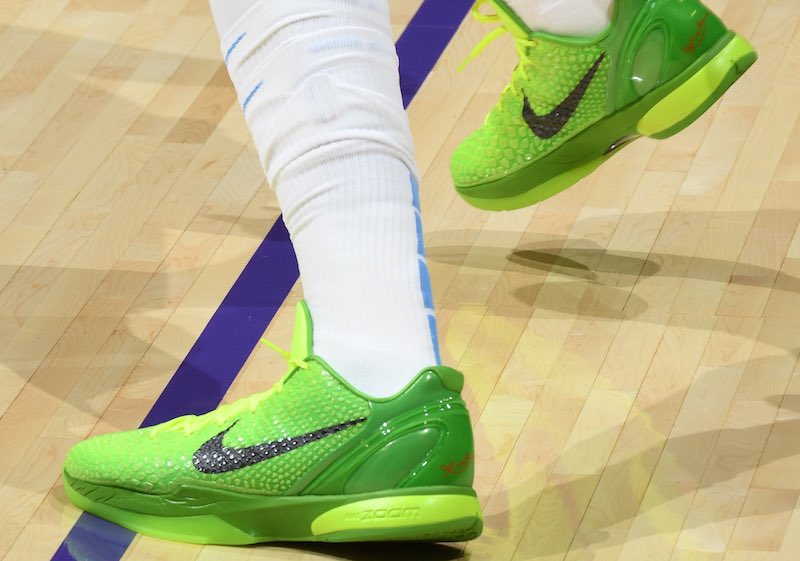 Kobe grinch shoes hotsell