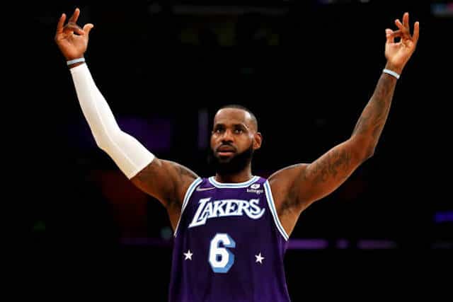 LeBron James, Lakers