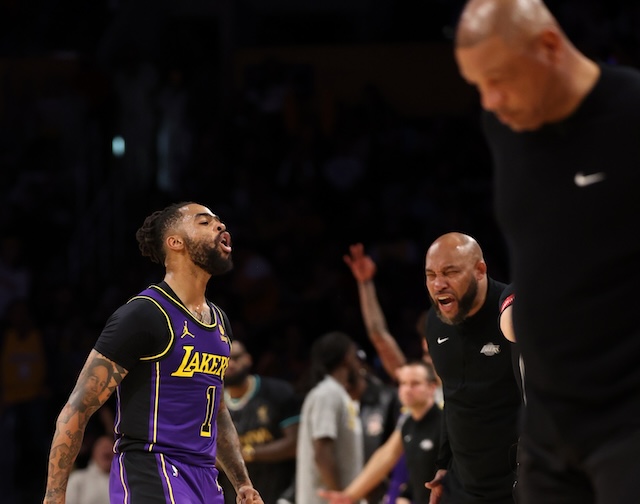 Lakers Highlights D'Angelo Russell Hits GameWinning Floater To Cap