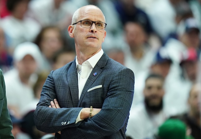 Dan Hurley, Lakers, UConn