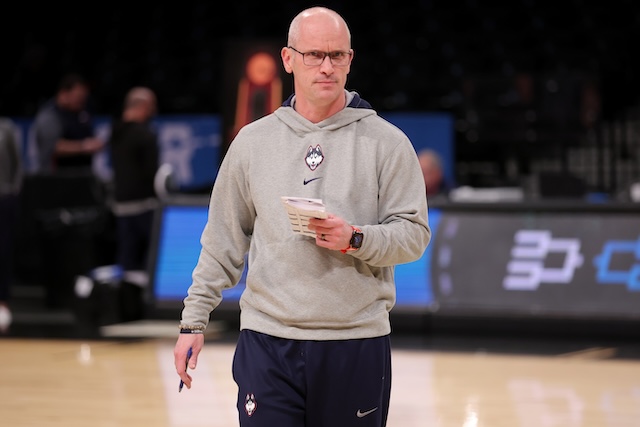 Dan Hurley, UConn, Lakers